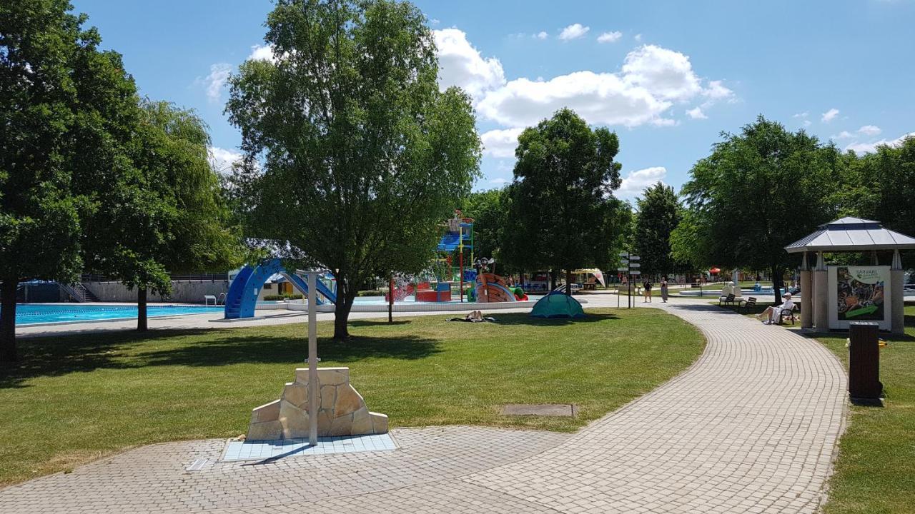Zafir Sziget Apartman Sárvár Zewnętrze zdjęcie