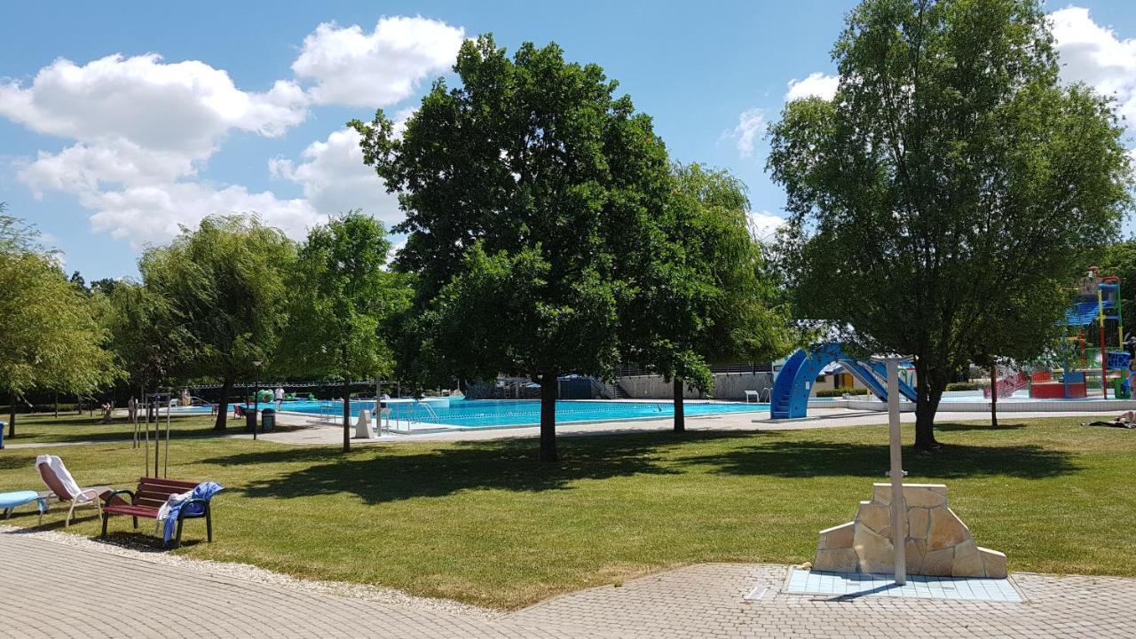 Zafir Sziget Apartman Sárvár Zewnętrze zdjęcie
